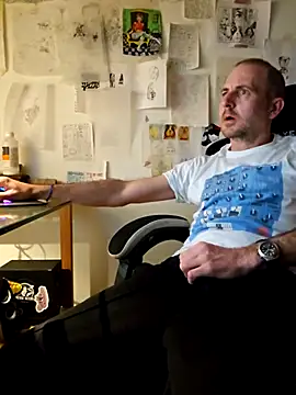 Snapshot of dufatcock chatting on April 2026 08:08:01 AM dufatcock online show from April 2026 08:08:01 AM