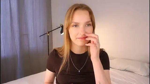 HellenSlavis online show from April 2026 07:14:01 AM