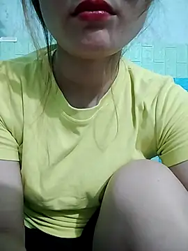 Snapshot of candy_flo chatting on April 2026 05:36:02 AM candy flo online show from April 2026 05:36:02 AM