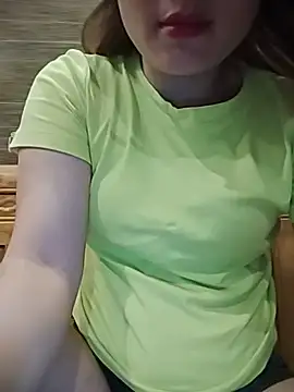 Snapshot of candy_flo chatting on June 2026 12:55:02 AM candy flo online show from June 2026 12:55:02 AM