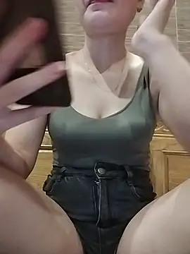 Snapshot of candy_flo chatting on July 2026 03:25:01 PM candy flo online show from July 2026 03:25:01 PM