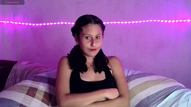 Snapshot of Zoey09 chatting on March 2026 09:21:02 PM Zoey09 online show from March 2026 09:21:02 PM