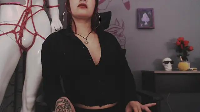 Snapshot of Regina_Iris chatting on April 2026 10:04:02 AM Regina Iris online show from April 2026 10:04:02 AM