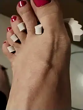 Snapshot of feetandcock85 chatting on March 2026 09:07:01 PM feetandcock85 online show from March 2026 09:07:01 PM