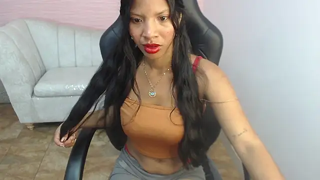 Snapshot of emily_smith_t chatting on March 2026 07:18:02 PM emily smith t online show from March 2026 07:18:02 PM