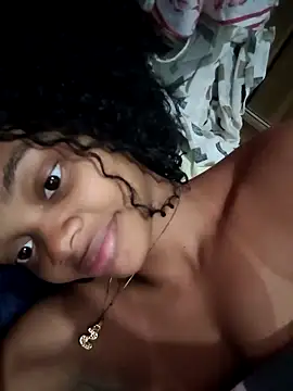 marialuiza2027 online show from April 2026 06:09:01 PM