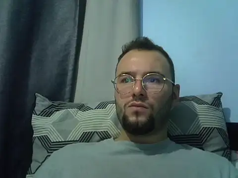 piazaocwb23 online show from April 2026 09:32:01 PM