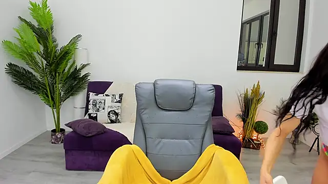 Snapshot of Nicolle_Lexxy chatting on April 2026 03:50:02 AM Nicolle Lexxy online show from April 2026 03:50:02 AM