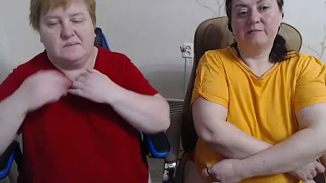 Snapshot of Lindy-Jeanie chatting on April 2026 08:17:01 PM Lindy-Jeanie online show from April 2026 08:17:01 PM