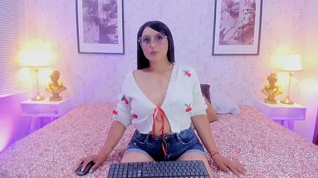 Snapshot of Annie_Brm chatting on March 2026 07:41:02 PM Annie Brm online show from March 2026 07:41:02 PM