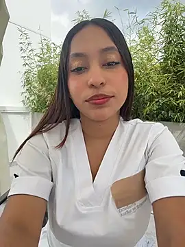 Snapshot of MiaCamille_ chatting on April 2026 07:10:01 PM MiaCamille online show from April 2026 07:10:01 PM