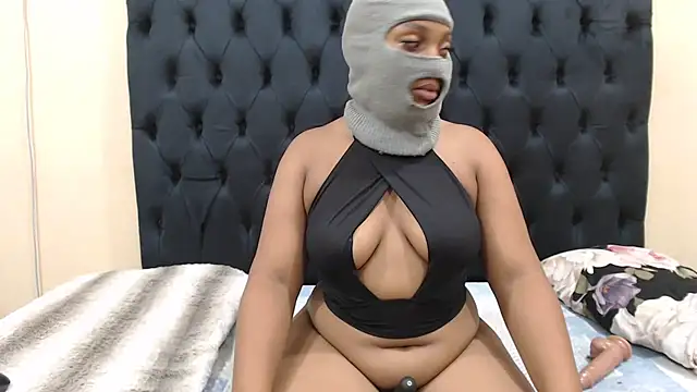 Curvy Takatso online show from March 2026 08:04:01 PM