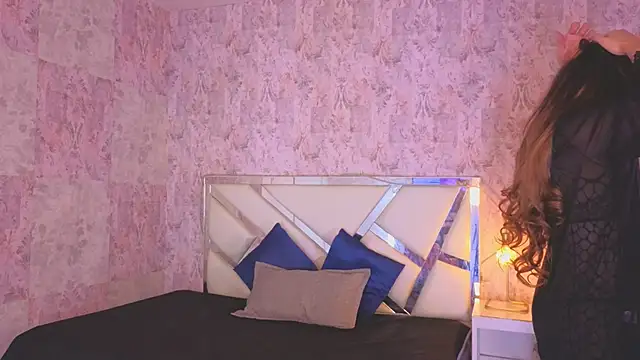 Snapshot of april_summer_ chatting on March 2026 08:24:02 PM april summer online show from March 2026 08:24:02 PM