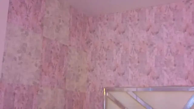 Snapshot of april_summer_ chatting on March 2026 10:02:01 PM april summer online show from March 2026 10:02:01 PM