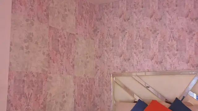 Snapshot of april_summer_ chatting on April 2026 08:50:01 PM april summer online show from April 2026 08:50:01 PM