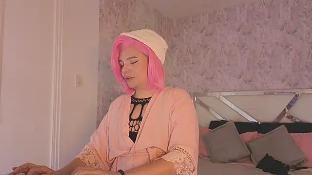 Snapshot of april_summer_ chatting on April 2026 10:16:01 PM april summer online show from April 2026 10:16:01 PM