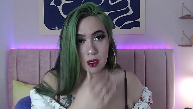 Snapshot of Liliith_Zeniith chatting on April 2026 08:13:02 PM Liliith Zeniith online show from April 2026 08:13:02 PM