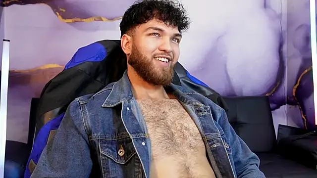 Snapshot of Oliver_Dallas1 chatting on April 2026 07:56:01 AM Oliver Dallas1 online show from April 2026 07:56:01 AM