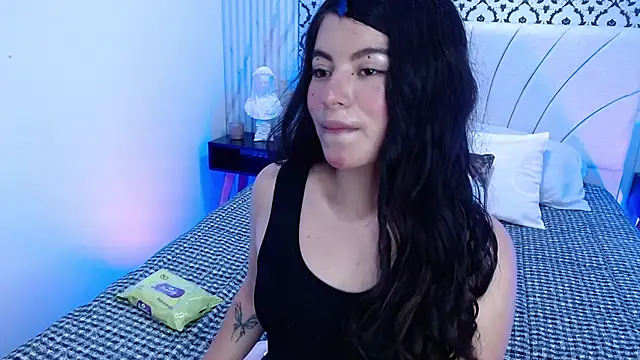 Snapshot of Zafiro_Brm chatting on March 2026 03:56:01 AM Zafiro Brm online show from March 2026 03:56:01 AM