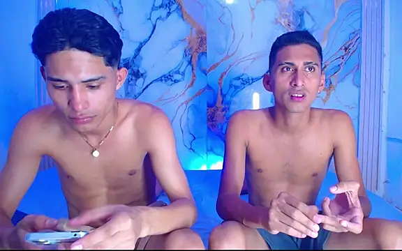 Snapshot of Boys_xxx_ chatting on April 2026 04:12:02 AM Boys xxx online show from April 2026 04:12:02 AM