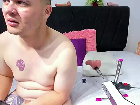 Snapshot of MAGUIRRE_2011 chatting on March 2026 09:19:01 PM MAGUIRRE 2011 online show from March 2026 09:19:01 PM