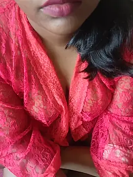 Snapshot of Maya-Tamil chatting on May 2026 05:24:01 AM Maya-Tamil online show from May 2026 05:24:01 AM