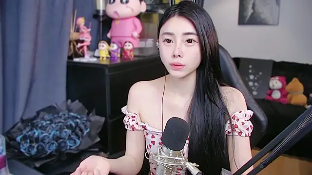 Snapshot of XiaoYuBao- chatting on March 2026 02:29:01 PM XiaoYuBao- online show from March 2026 02:29:01 PM