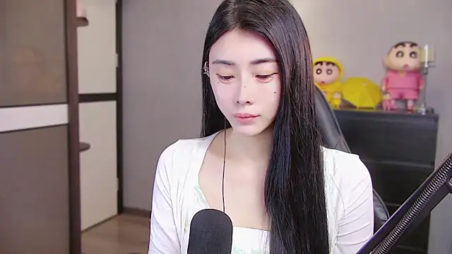 XiaoYuBao- online show from April 2026 04:53:02 PM