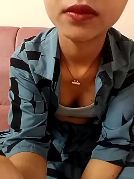 Snapshot of ritika_gupta02 chatting on April 2026 03:01:04 AM ritika gupta02 online show from April 2026 03:01:04 AM