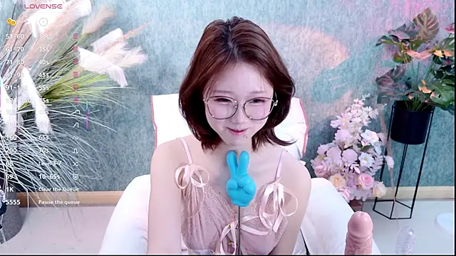 ZoeLily2026 online show from April 2026 10:59:01 AM