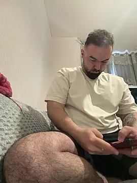 Snapshot of bigmillz32 chatting on March 2026 10:15:01 AM bigmillz32 online show from March 2026 10:15:01 AM