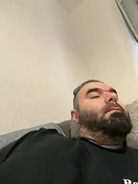 Snapshot of bigmillz32 chatting on March 2026 10:59:02 AM bigmillz32 online show from March 2026 10:59:02 AM