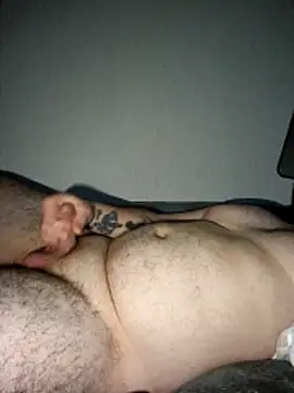 Snapshot of bigmillz32 chatting on April 2026 03:26:01 AM bigmillz32 online show from April 2026 03:26:01 AM