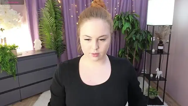 Snapshot of VanesaClark chatting on April 2026 11:05:01 AM VanesaClark online show from April 2026 11:05:01 AM