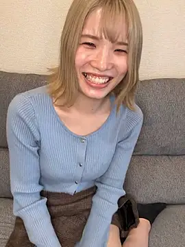 Snapshot of una2001 chatting on April 2026 01:50:01 AM una2001 online show from April 2026 01:50:01 AM