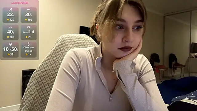 Olivia 132 online show from March 2026 03:26:01 PM