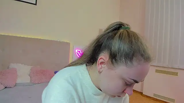 MelanieCuty online show from March 2026 05:30:02 AM