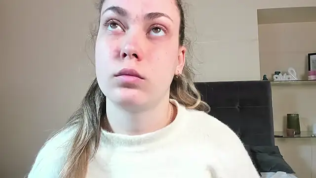 MelanieCuty online show from April 2026 05:38:02 AM