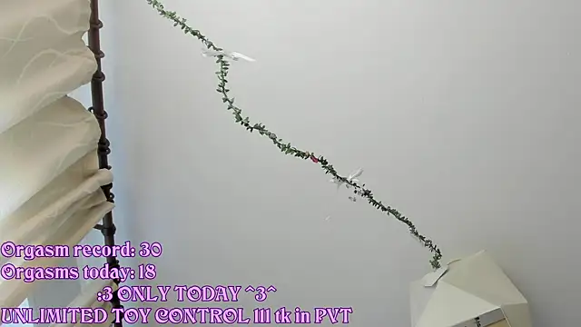 Snapshot of RileyNymph chatting on May 2026 03:24:02 AM RileyNymph online show from May 2026 03:24:02 AM