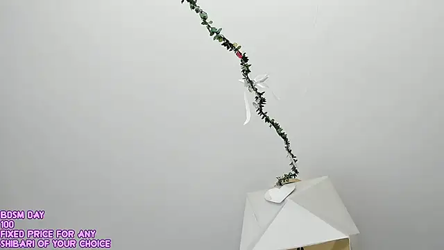 Snapshot of RileyNymph chatting on May 2026 03:00:01 AM RileyNymph online show from May 2026 03:00:01 AM