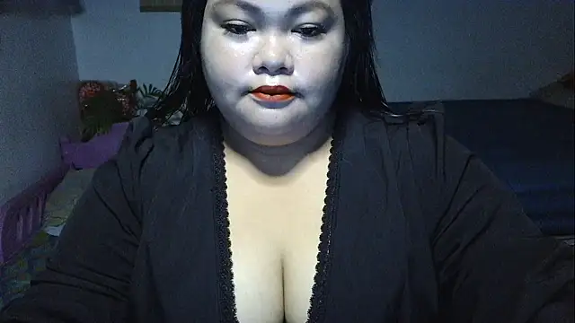 prettycarla  online show from April 2026 12:50:02 AM