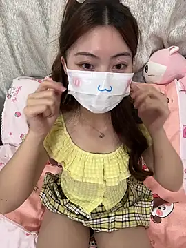 Snapshot of tiantian_niu chatting on March 2026 01:33:01 PM tiantian niu online show from March 2026 01:33:01 PM