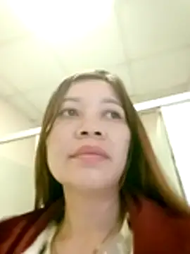 Yiyi102300 online show from April 2026 08:42:02 PM