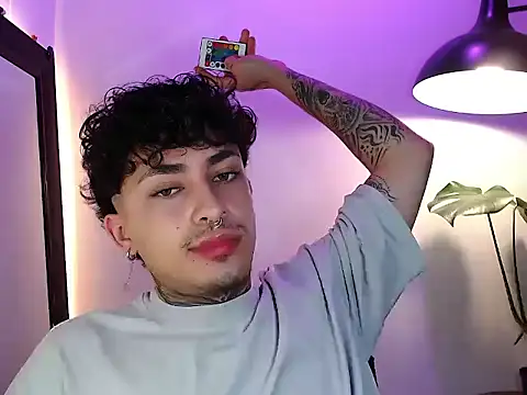 stevennavarro online show from April 2026 10:47:01 PM