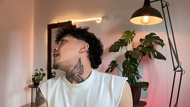 stevennavarro online show from April 2026 02:55:02 PM