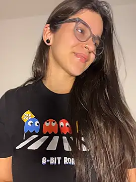 MiaMillers28 online show from April 2026 07:08:01 AM