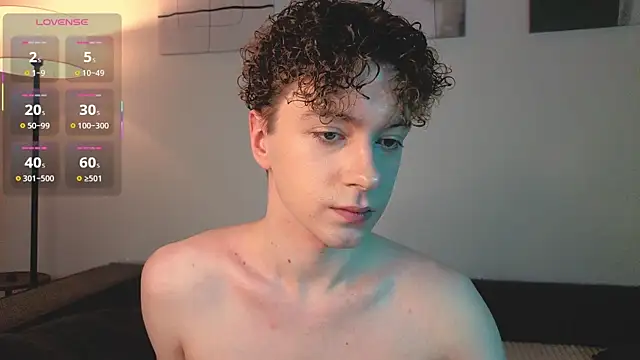 Snapshot of Angel_Crave chatting on April 2026 08:10:02 PM Angel Crave online show from April 2026 08:10:02 PM