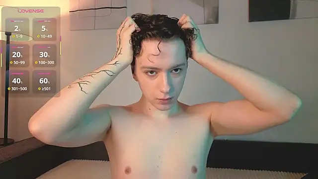 Snapshot of Angel_Crave chatting on April 2026 08:09:01 PM Angel Crave online show from April 2026 08:09:01 PM