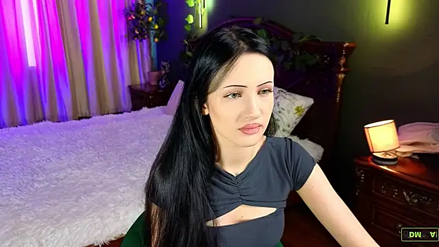 Tori Blaze online show from April 2026 12:30:01 PM