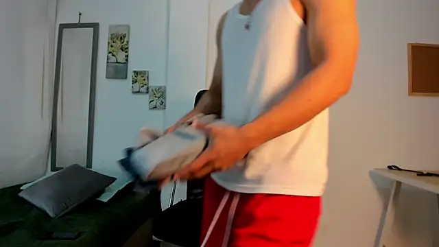 Snapshot of jaccob_wesly chatting on March 2026 02:06:01 PM jaccob wesly online show from March 2026 02:06:01 PM